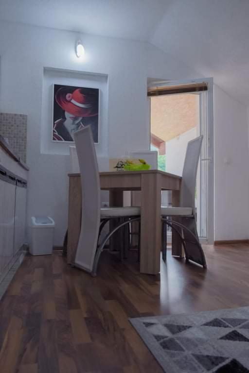 Apartment Dil كولين فاكوف المظهر الخارجي الصورة