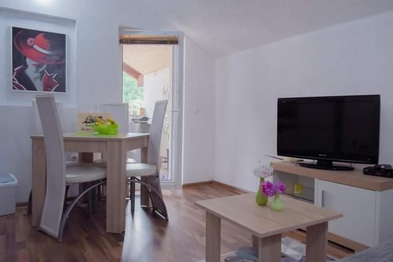 Apartment Dil كولين فاكوف المظهر الخارجي الصورة